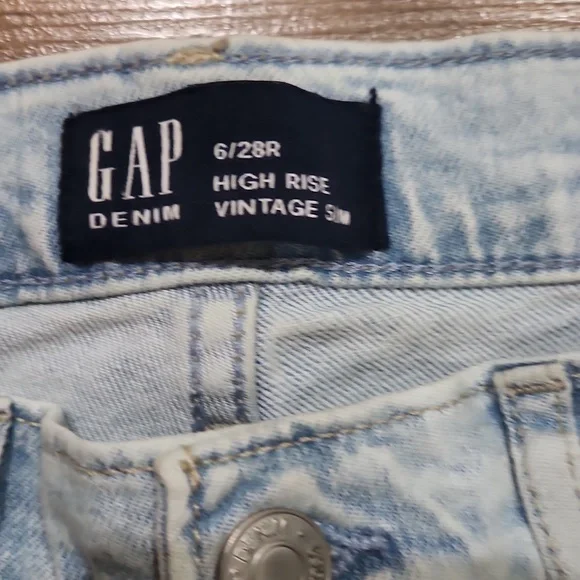 Gap High Rise Vintage Slim Distressed Button Fly Lightwash Jean Coastal Spring 6 - Picture 7 of 9